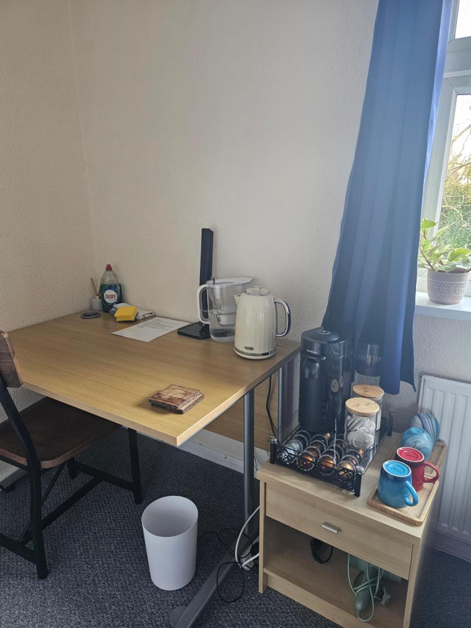 Double Bedroom Located Close To Manchester Airport Wythenshawe Buitenkant foto